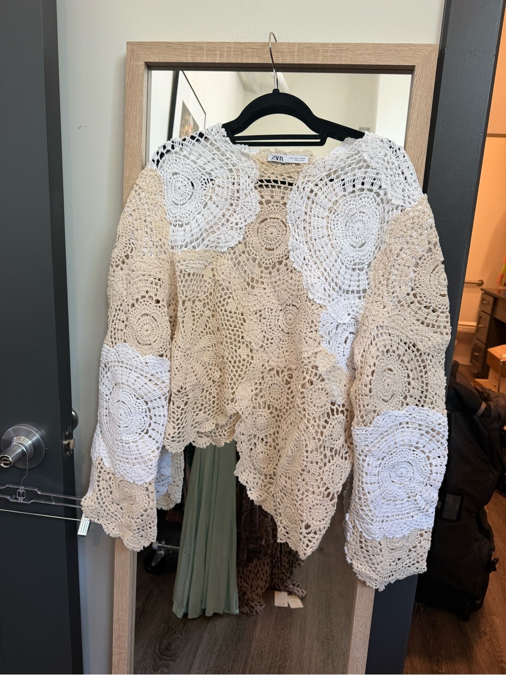 Zara Beige and White Crochet Open-Knit Pullover